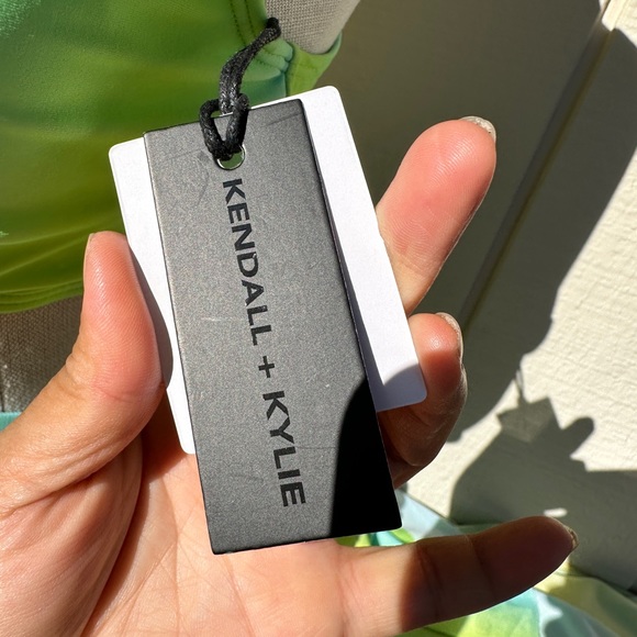 3PC set Kendall + Kylie. Brand straps Bikini with Mesh coverup Swimsuit set - Picture 8 of 8